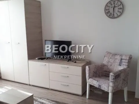 Izdavanje, jednosoban stan, 25m², Centar, Novi Sad - image 9