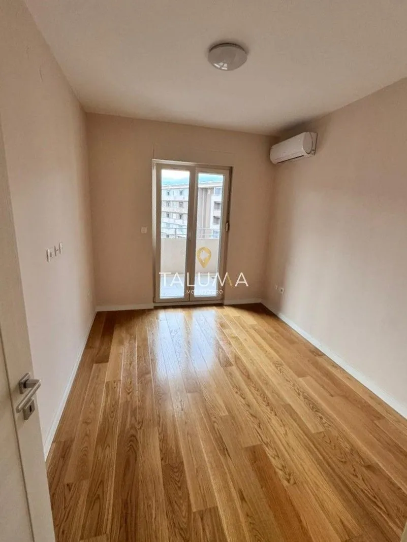 Rent, three bedroom apartment, 95m², City Kvart, Podgorica
