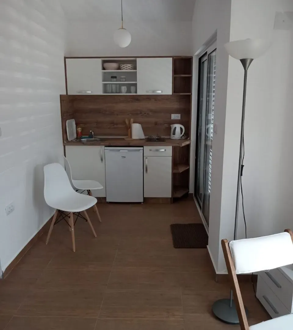 Rent, one bedroom apartment, 20m², Tivat, Crna Gora