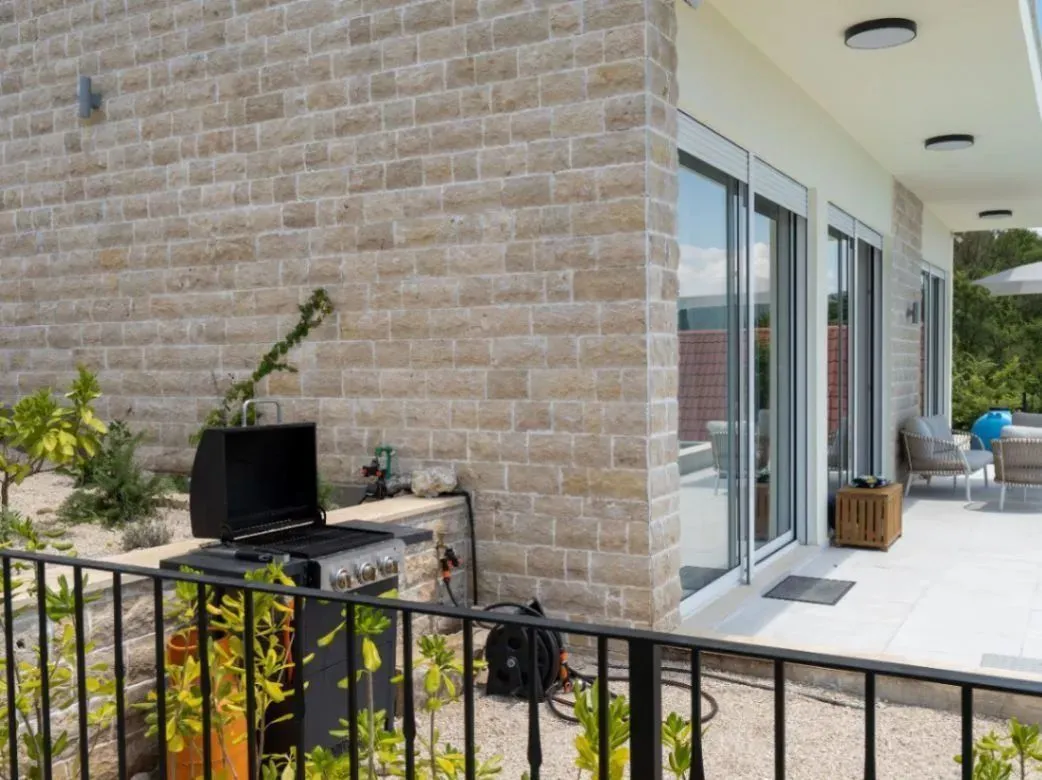 Prodaja, kuća, 320m², Herceg Novi, Crna Gora