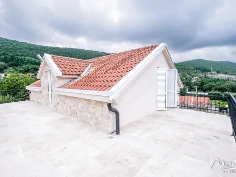 Prodaja, kuća, 204m², Herceg Novi, Crna Gora - image 23