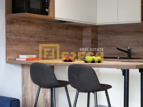 Prodaja, garsonjera, 33m², Kotor, Crna Gora - image 8