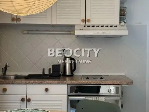 Izdavanje, poslovni prostor, 40m², Topličin venac, Beograd - image 7