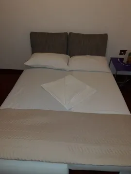 Prodaja, trosoban stan, 88m², Petrovac, Budva - image 17