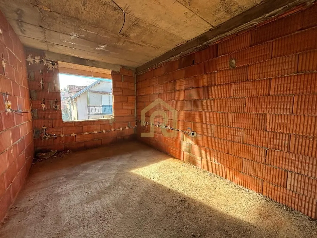 Prodaja, dvosoban stan, 53m², Voždovac Sve Podlokacije, Beograd
