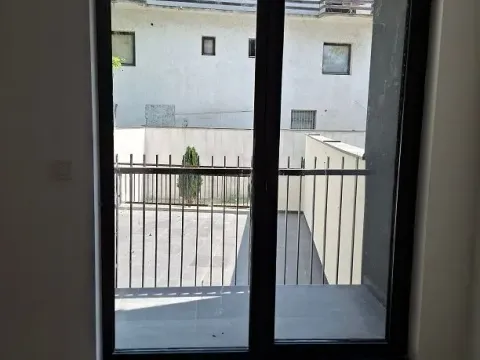 Sale, two bedroom apartment, 61m², Cvetkova Pijaca, Zvezdara Sve Podlokacije - image 10