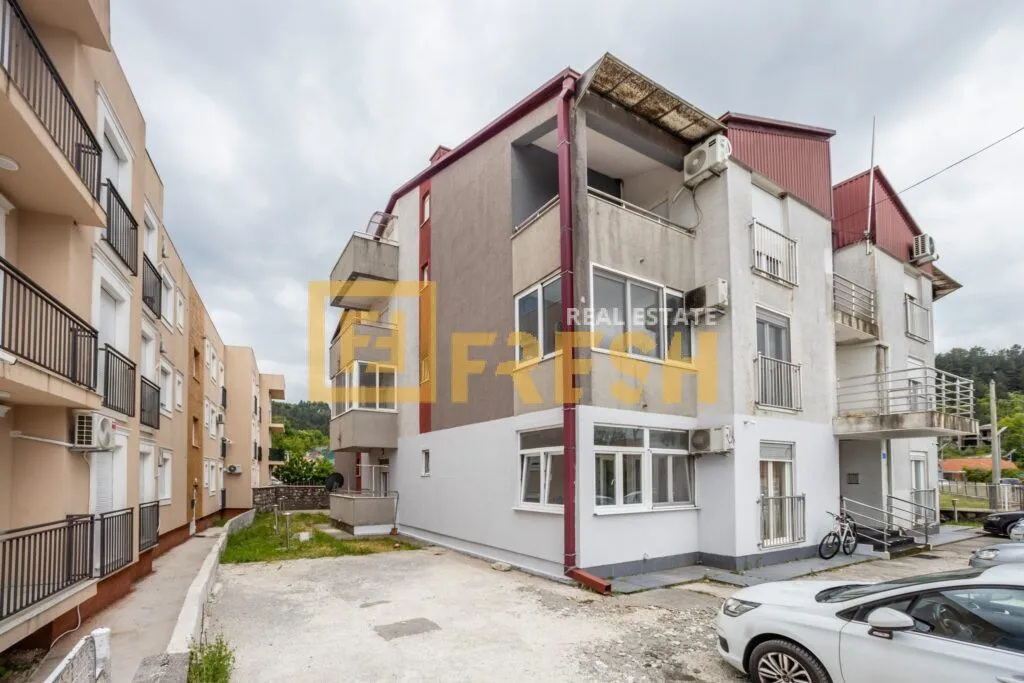 Sale, two bedroom apartment, 70m², Cetinje, Crna Gora