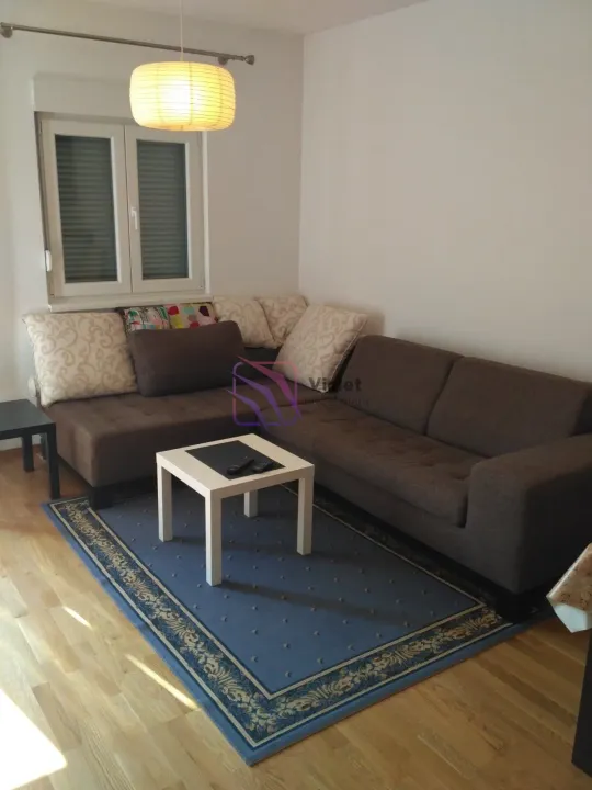 Izdavanje, jednosoban stan, 52m², City Kvart, Podgorica