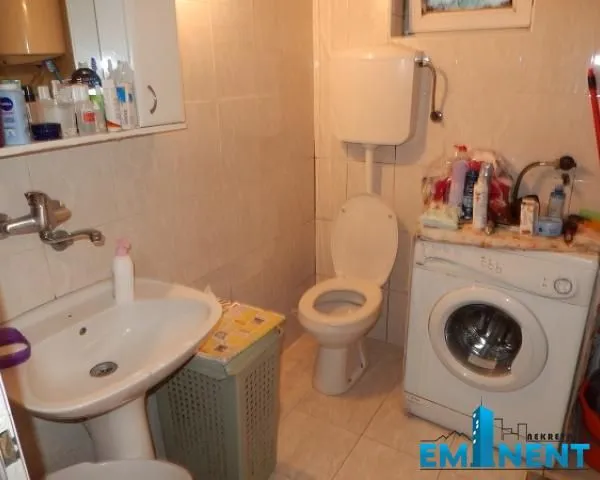 Sale, house, 300m², Dušanovac, Voždovac Sve Podlokacije