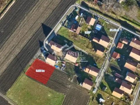 Prodaja, plac, 570m², Batajnica, Beograd - image 1