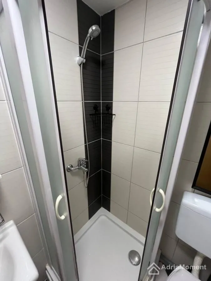 Prodaja, garsonjera, 27m², Centar, Tivat