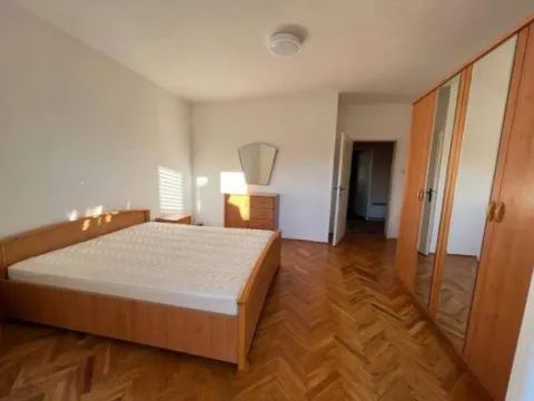 Prodaja, kuća, 230m², Tivat, Crna Gora - image 4