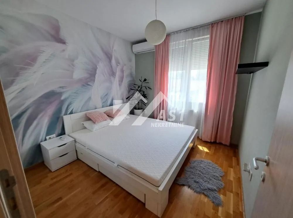 Izdavanje, trosoban stan, 63m², Salajka, Novi Sad Sve Podlokacije