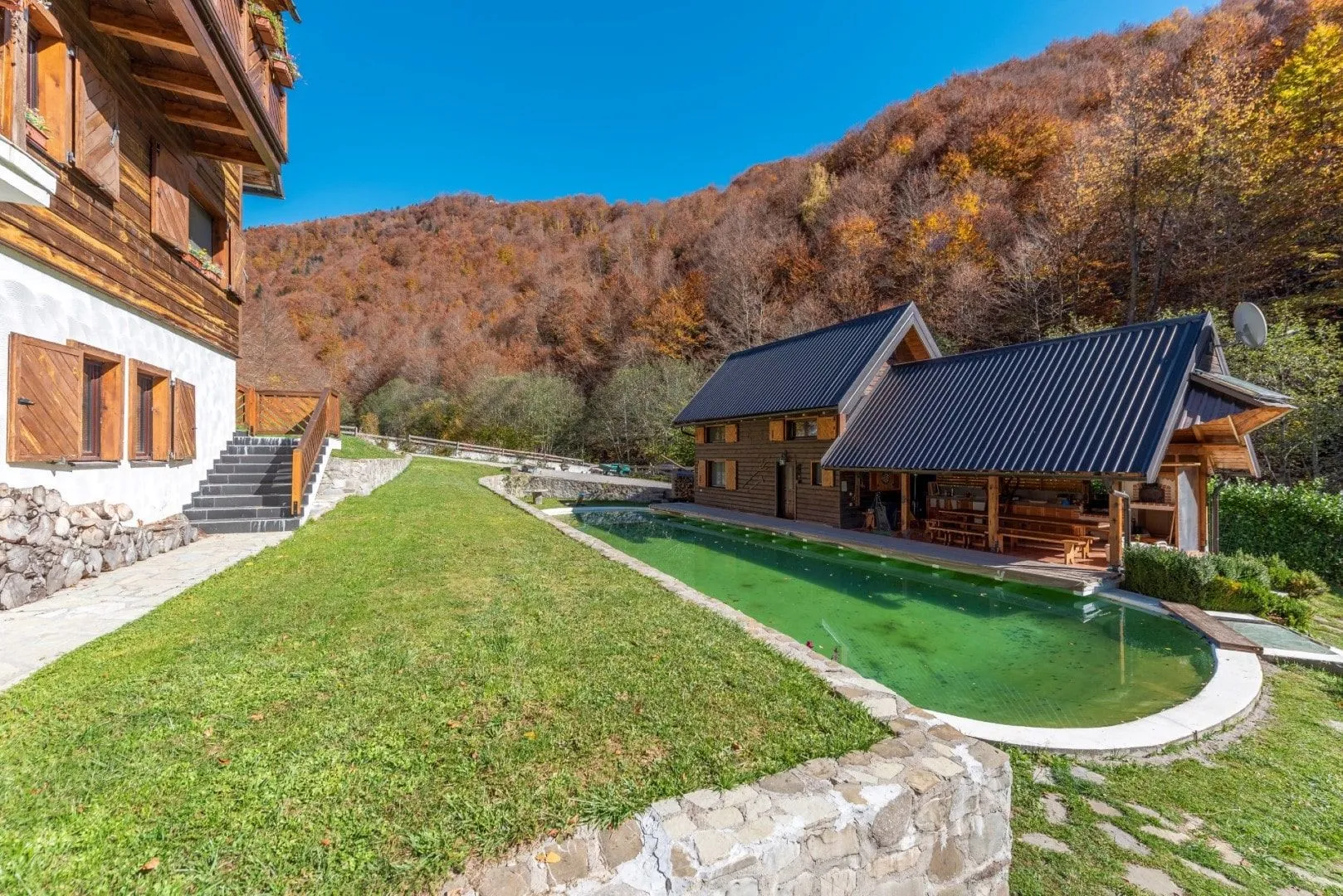 Sale, house, 550m², Podgorica, Crna Gora