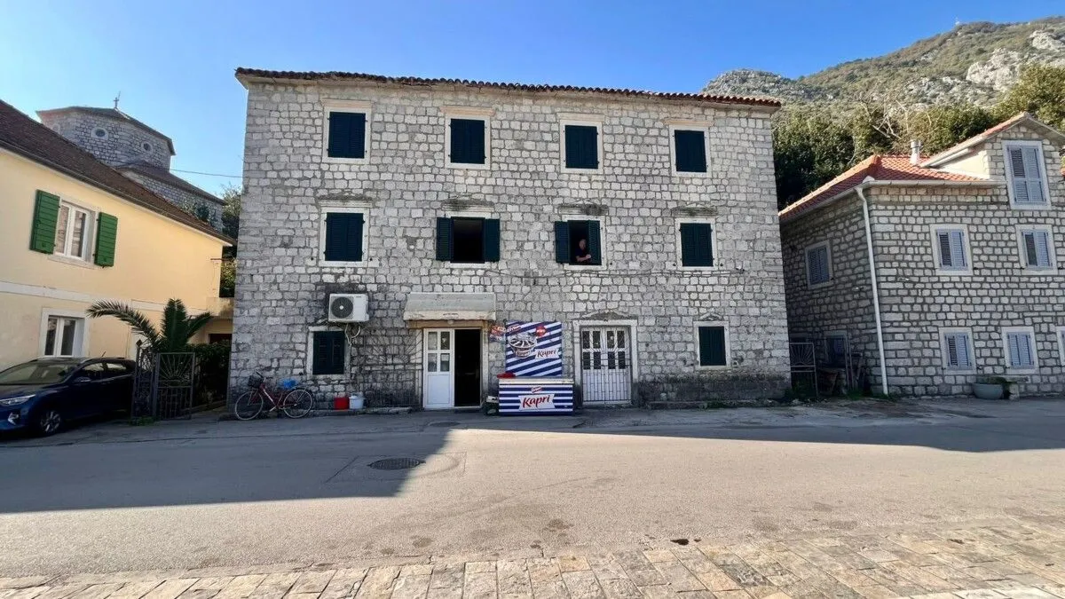 Prodaja, kuća, 370m², Kotor, Crna Gora