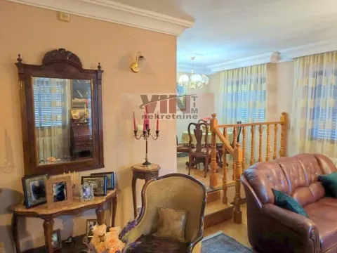 Sale, house, 415m², Sremska Mitrovica, Srbija - image 11