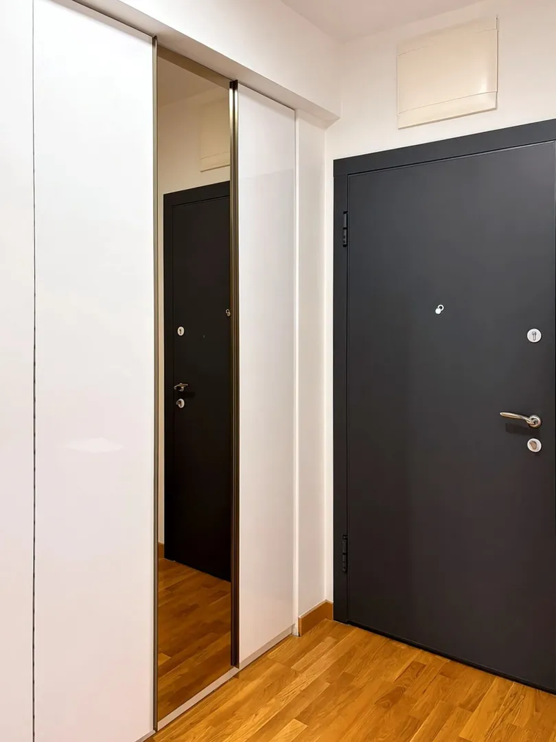 Izdavanje, trosoban stan, 90m², Seljanovo, Tivat