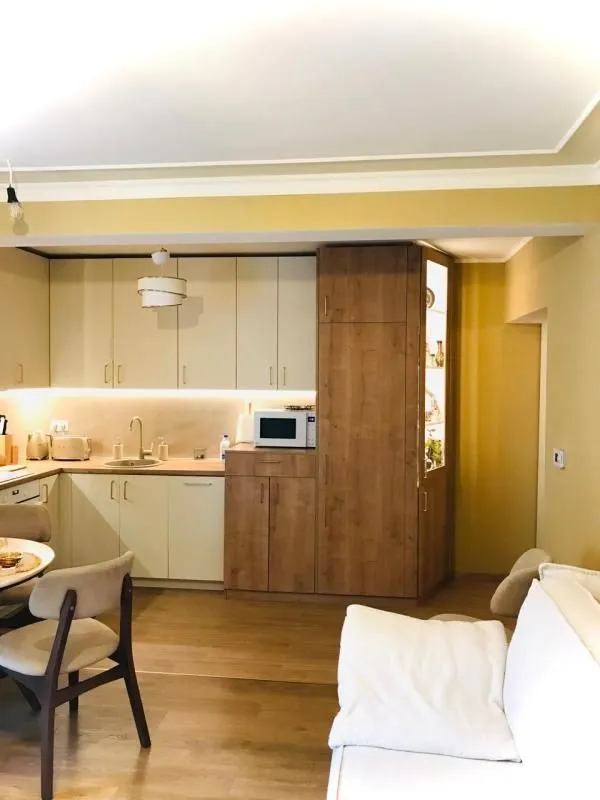 Prodaja, dvosoban stan, 61m², Petrovac, Budva
