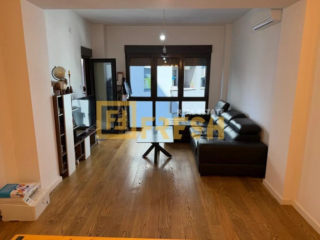 Prodaja, dvosoban stan, 78m², Centar, Podgorica