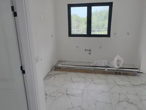 Prodaja, trosoban stan, 96m², Škaljari, Kotor - image 6