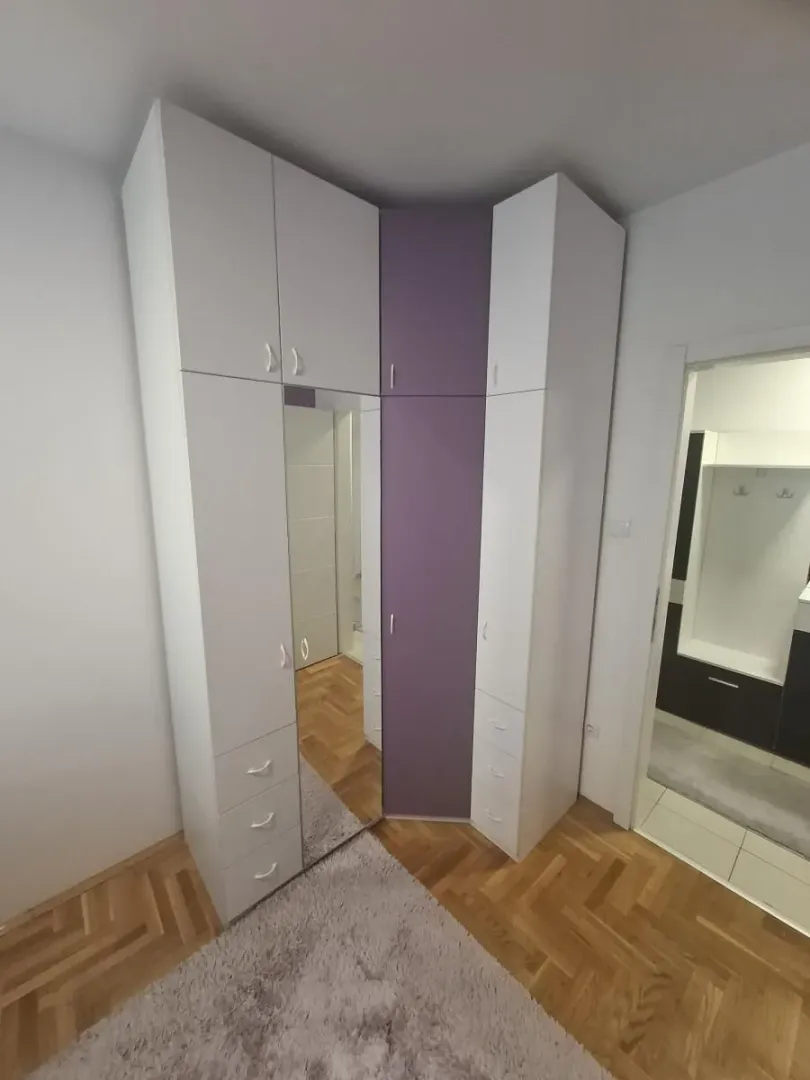 Izdavanje, dvosoban stan, 50m², Grbavica, Novi Sad Sve Podlokacije