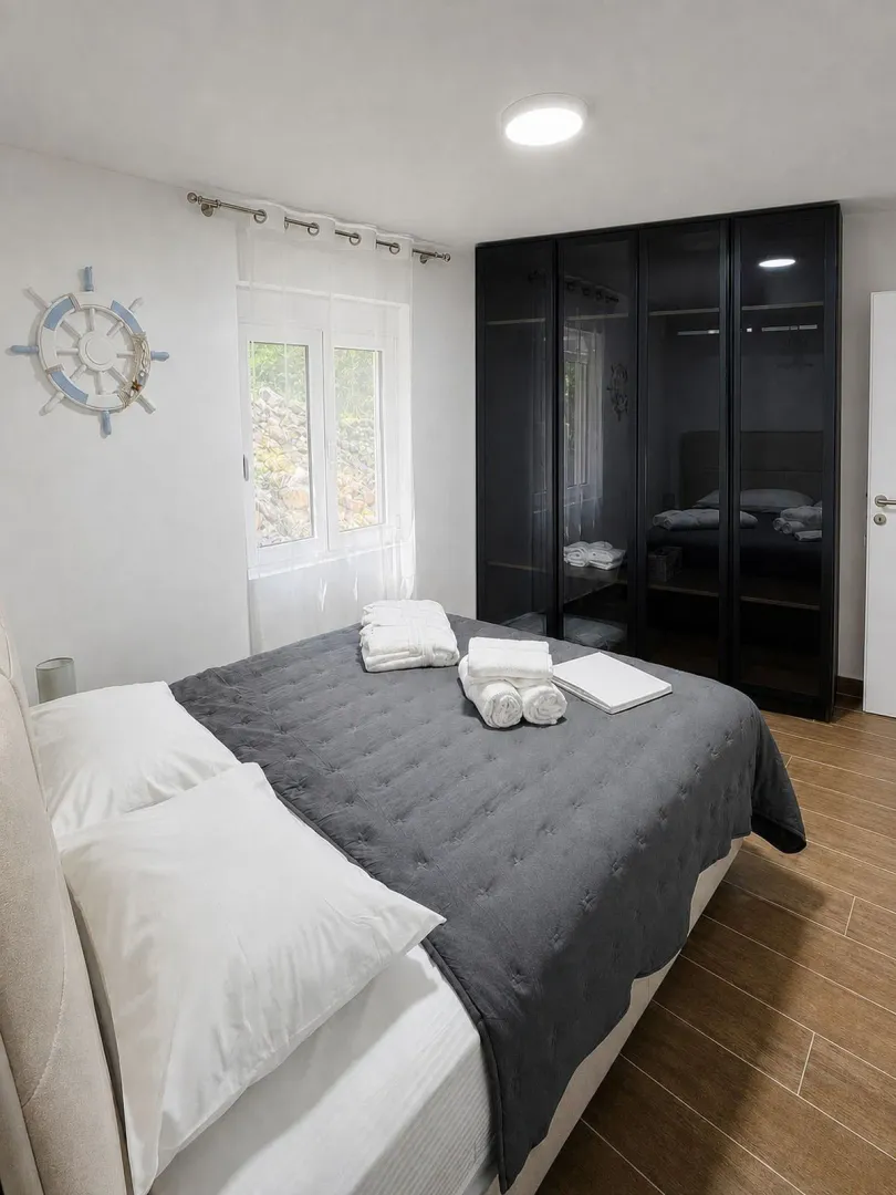 Rent, three bedroom apartment, 125m², Tivat, Crna Gora
