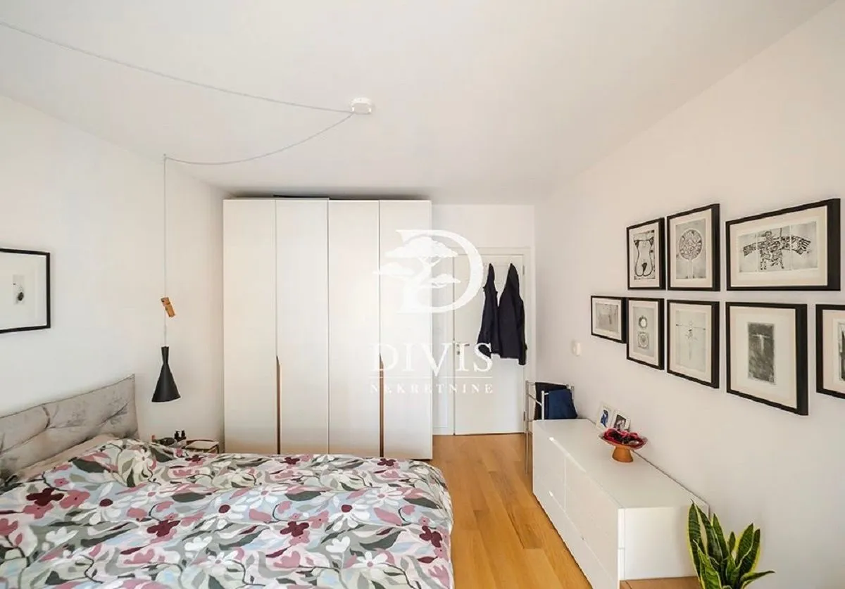 Izdavanje, dvosoban stan, 73m², Novi Beograd Blok 65, Novi Beograd Sve Podlokacije