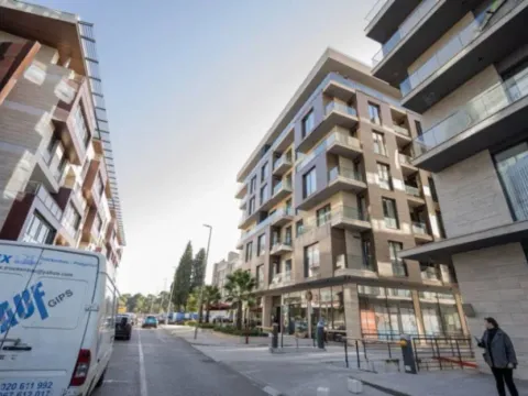 Rent, two bedroom apartment, 86m², Central Point, Podgorica - image 4