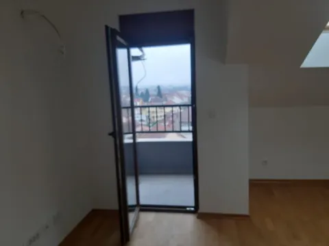 Prodaja, stan, 28m², Podgorica, Crna Gora - image 4