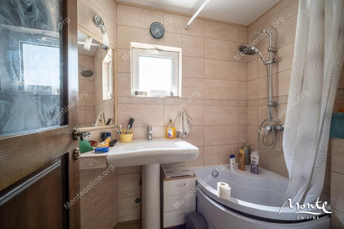 Prodaja, kuća, 130m², Tivat, Crna Gora