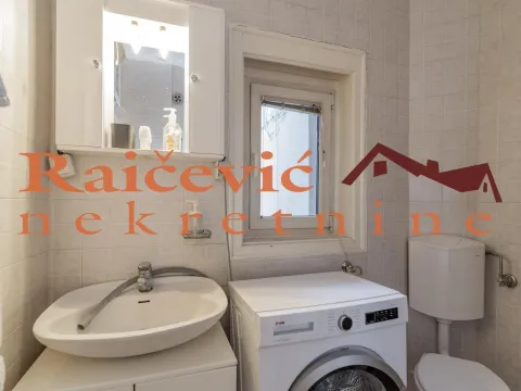 Prodaja, trosoban stan, 68m², Kalenić Pijaca, Vračar Sve Podlokacije - image 19