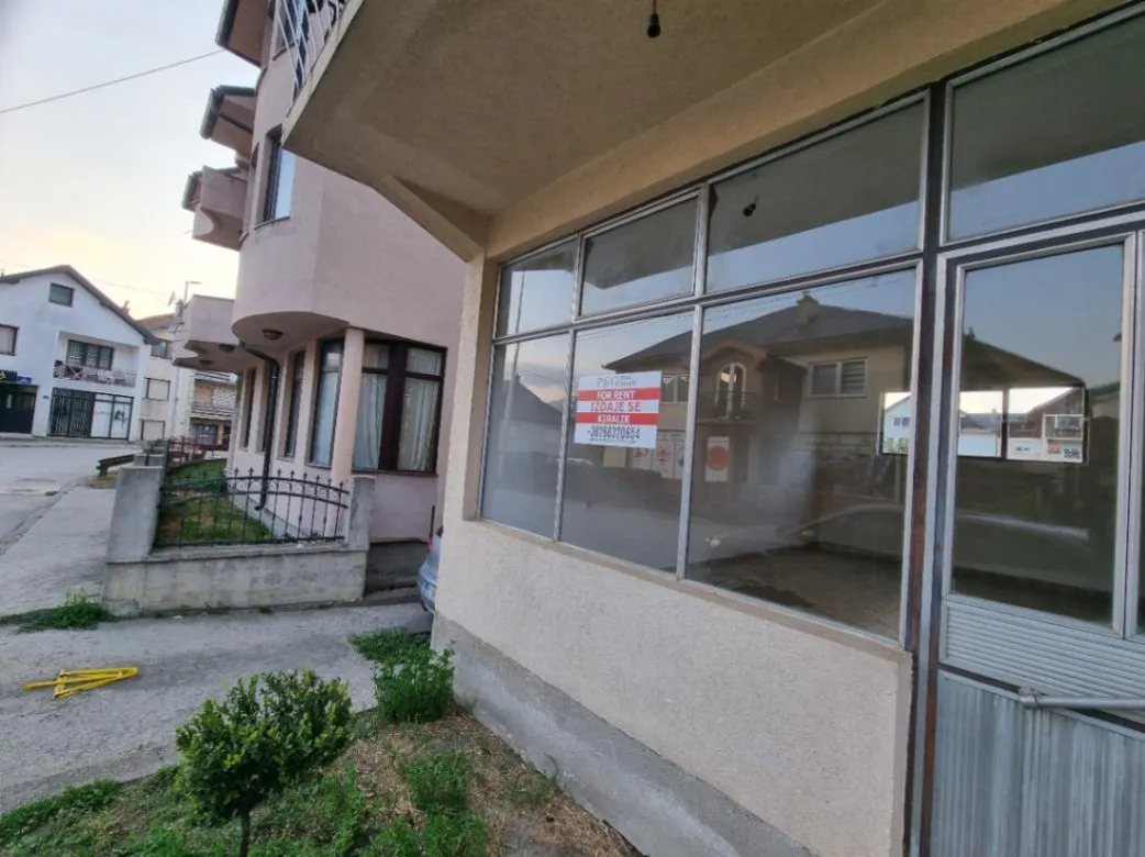 Rent, office space, 67m², Centar, Plav