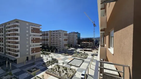 Rent, office space, 93m², Central Point, Podgorica - image 11