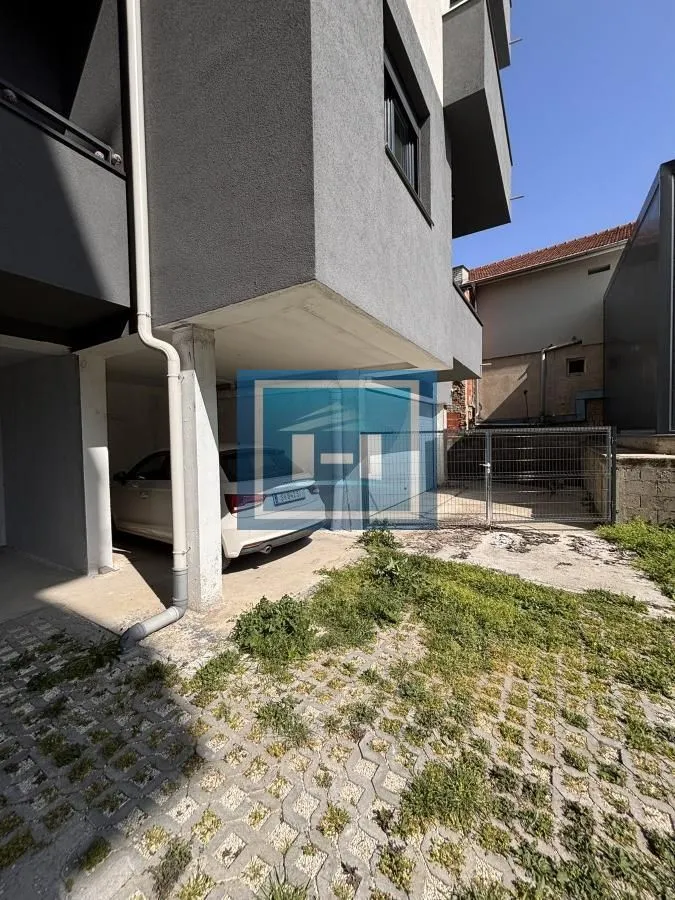 Prodaja, dvosoban stan, 56m², Centar, Jagodina