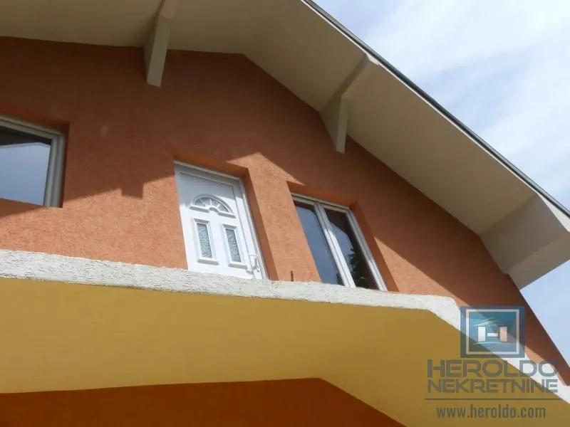 Sale, house, 279m², Strelište, Jagodina