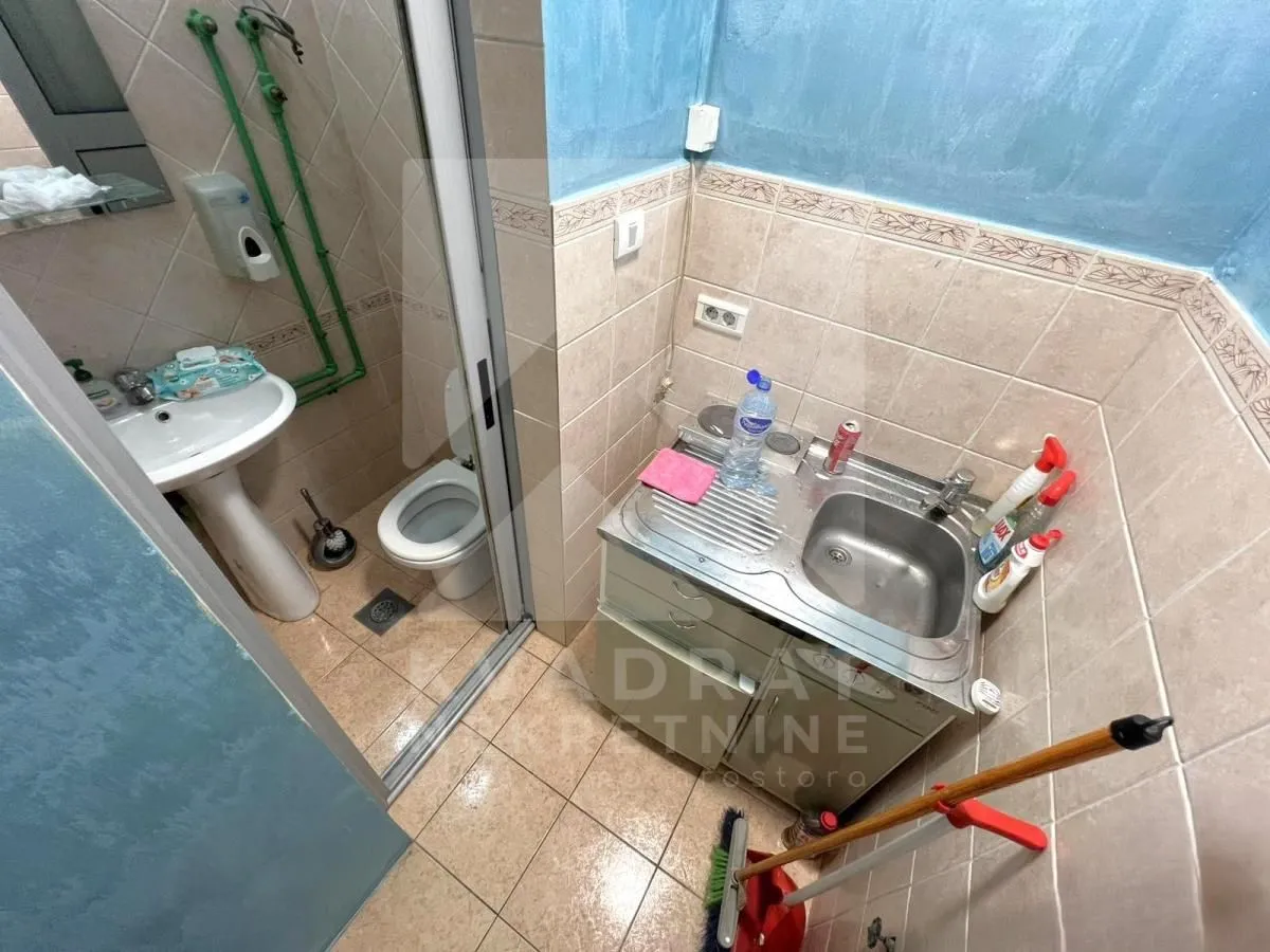 Rent, office space, 63m², Centar, Podgorica