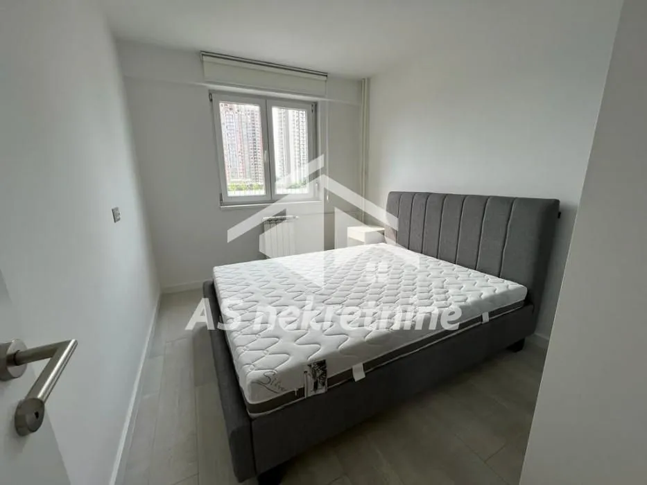 Izdavanje, trosoban stan, 69m², Sarajevska, Beograd