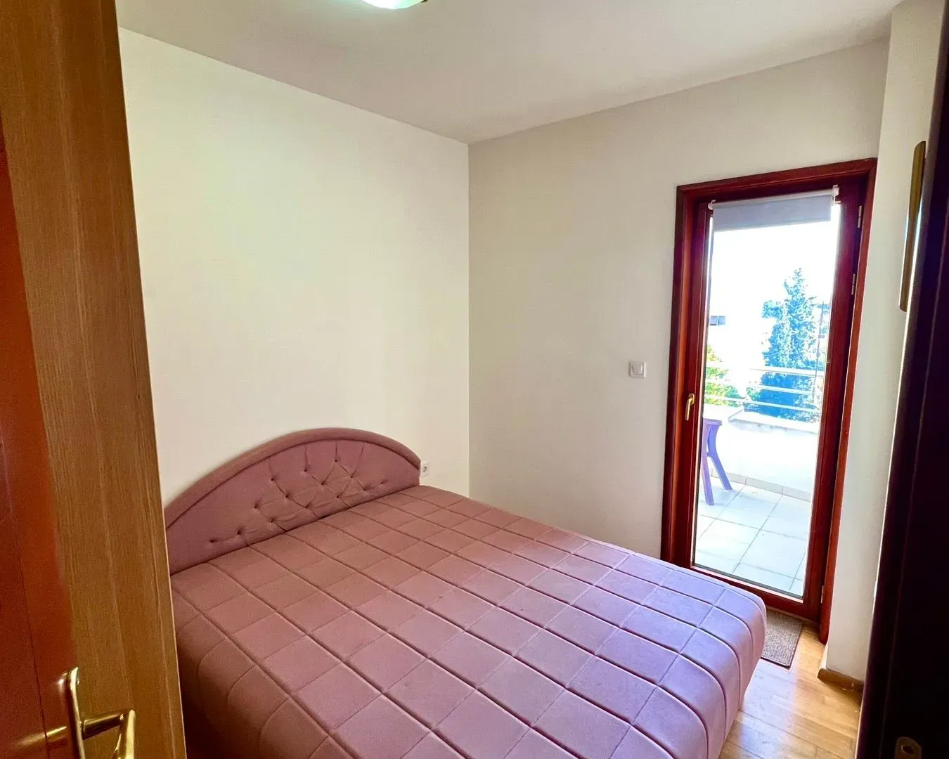 Rent, one bedroom apartment, 38m², Pobrežje, Podgorica