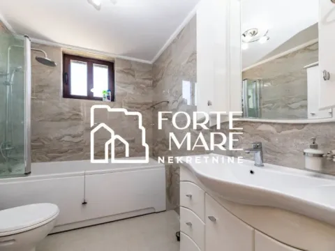 Sale, house, 230m², Igalo-Petlja, Herceg Novi - image 4