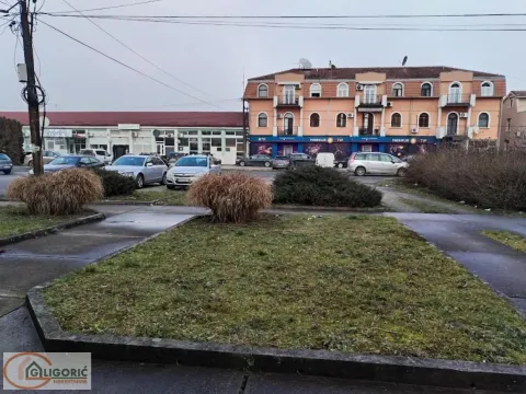 Izdavanje, poslovni prostor, 90m², Nova Pazova, Stara Pazova - image 11