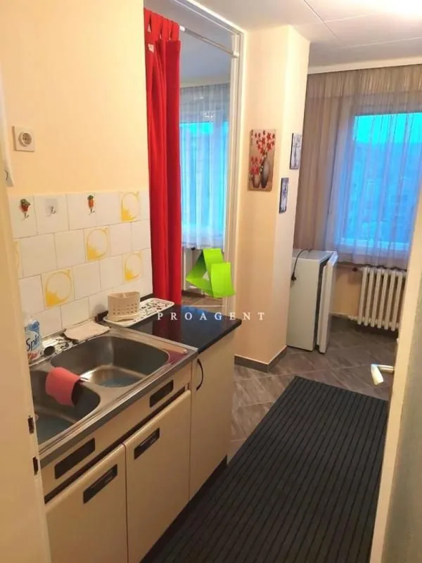 Izdavanje, jednosoban stan, 38m², Medijana, Niš