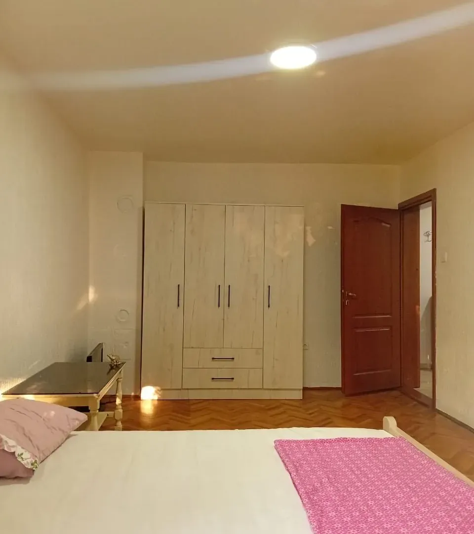 Izdavanje, jednosoban stan, 45m², Zabjelo, Podgorica