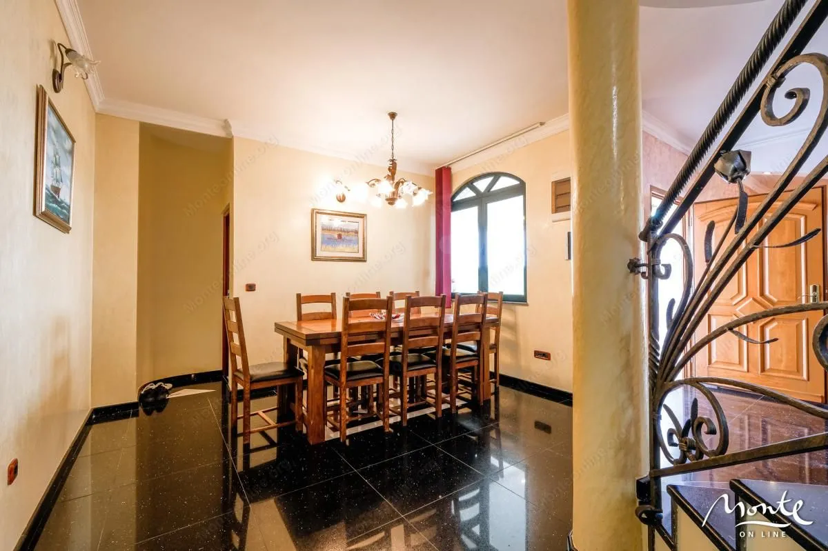 Sale, house, 560m², Petrovac, Budva