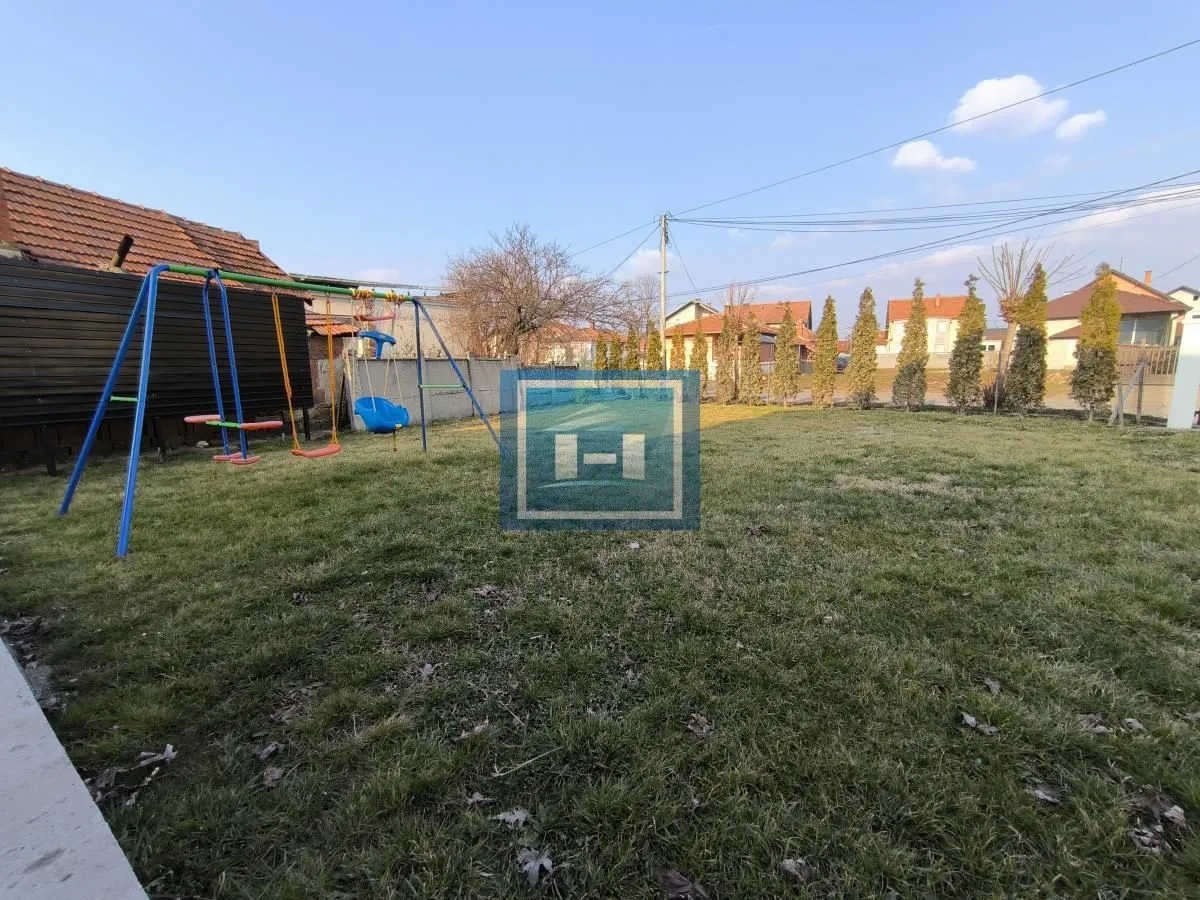 Sale, house, 200m², Ćuprija, Srbija