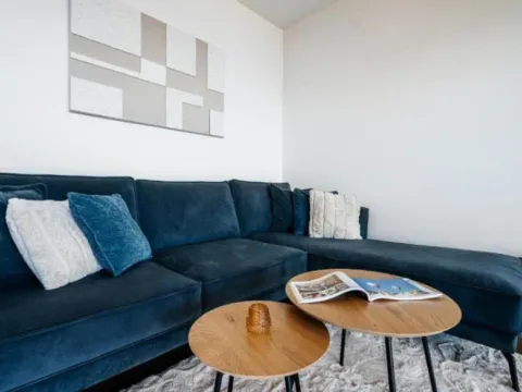 Sale, three bedroom apartment, 90m², Sveti Stefan, Budva - image 9