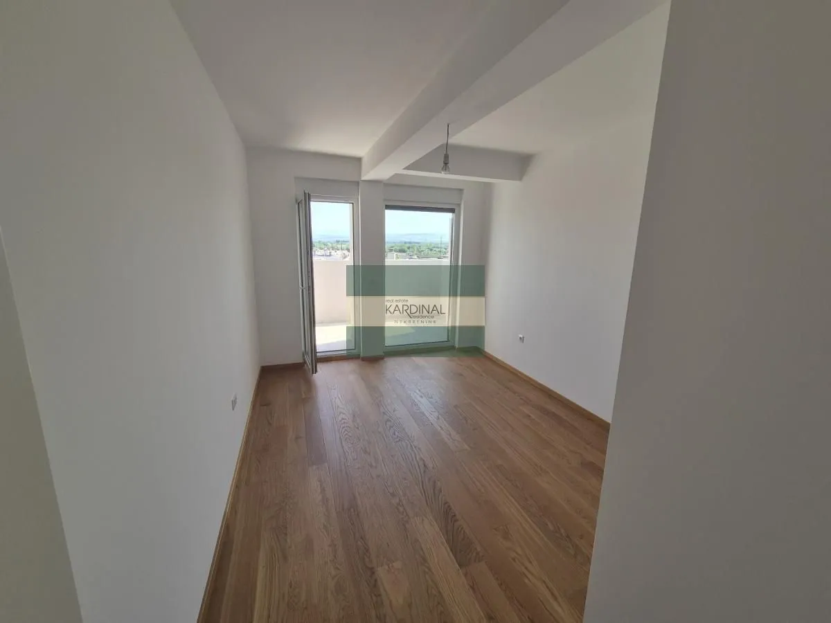Prodaja, trosoban stan, 69m², Sarina Medja, Jagodina