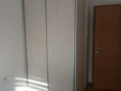 Izdavanje, dvosoban stan, 41m², Centar, Novi Sad - image 6