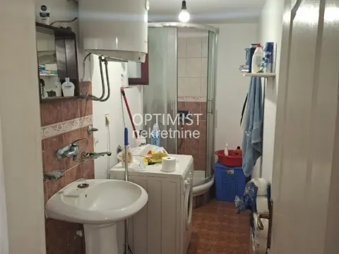 Sale, house, 98m², Zemun Meandri, Zemun Sve Podlokacije - image 16