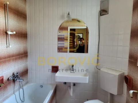 Prodaja, kuća, 320m², Rušanj, Beograd - image 16