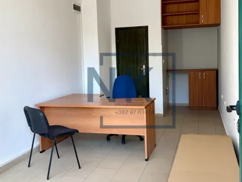 Izdavanje, poslovni prostor, 18m², Vezirov Most, Podgorica - image 5